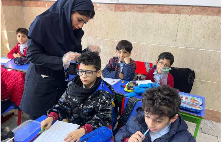 بهداشت : معاینات دوره ای دانش آموزان 3