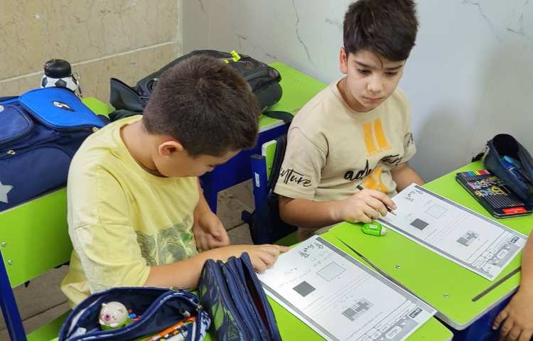 به دست آوردن مساحت شکل های مختلف و حل کاربرگ مربوطه 5