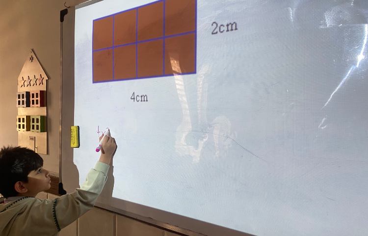 به دست آوردن مساحت و محیط اشکال هندسی-زنگ Math 3