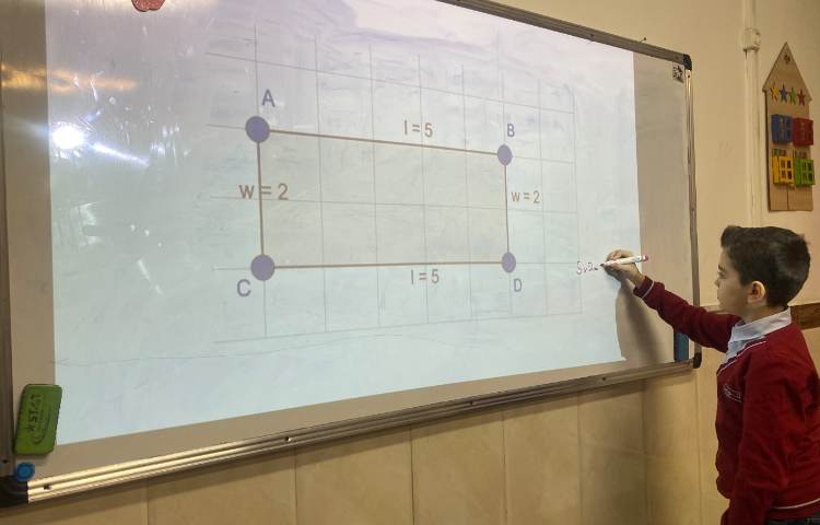 به دست آوردن مساحت و محیط اشکال هندسی-زنگ Math