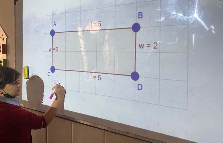 به دست آوردن مساحت و محیط اشکال هندسی-زنگ Math