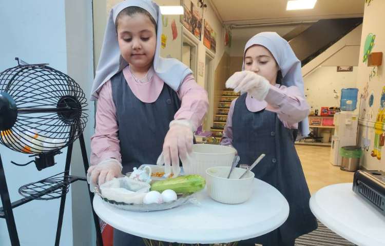 به عشق مامان، به عشق بابا 4