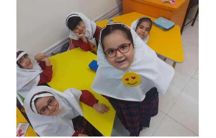 به مناسبت روز جهانی لبخند 1