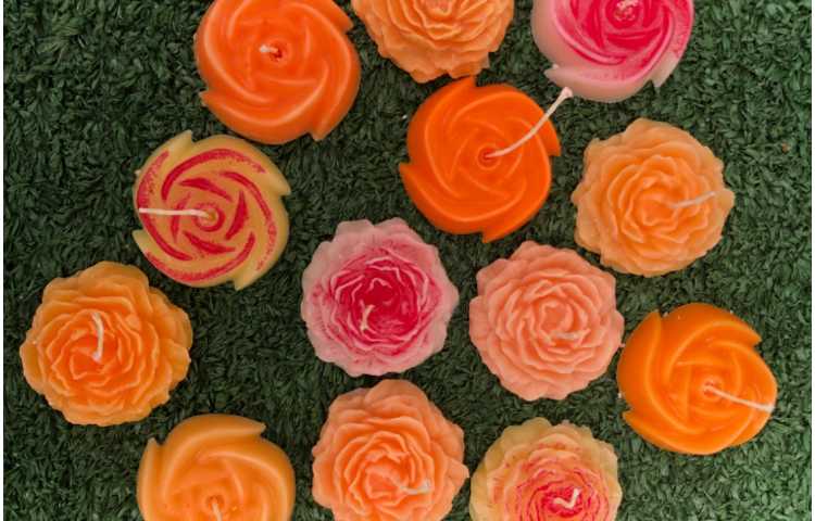 به مناسبت روز هدیه و شمع با کمک بچه‌ها شمع درست کردیم تا به کسی که دوست دارند هدیه بدهند 4