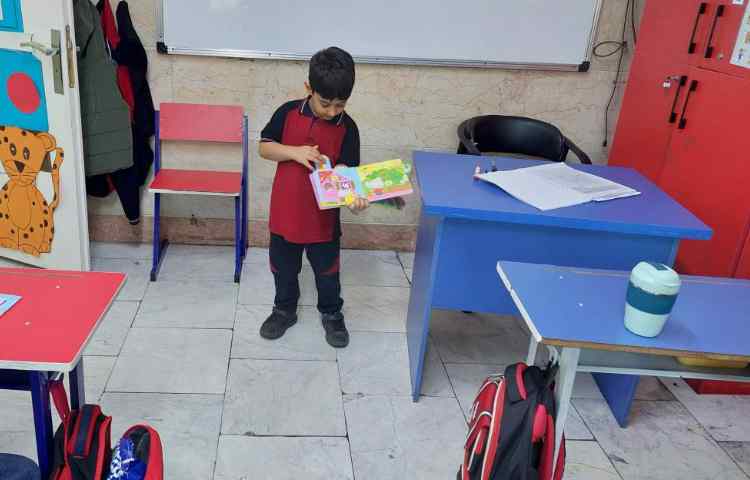 به مناسبت هفته کتاب و کتابخوانی 1