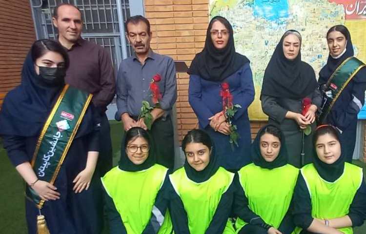 به وقت صبحگاه 1