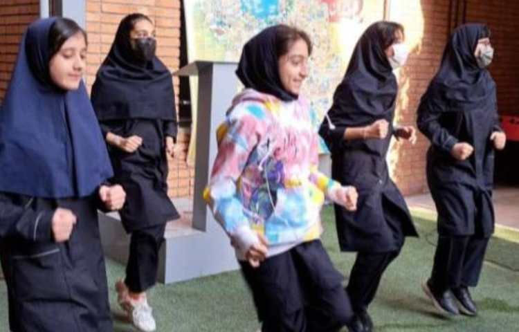 به وقت صبحگاه 11