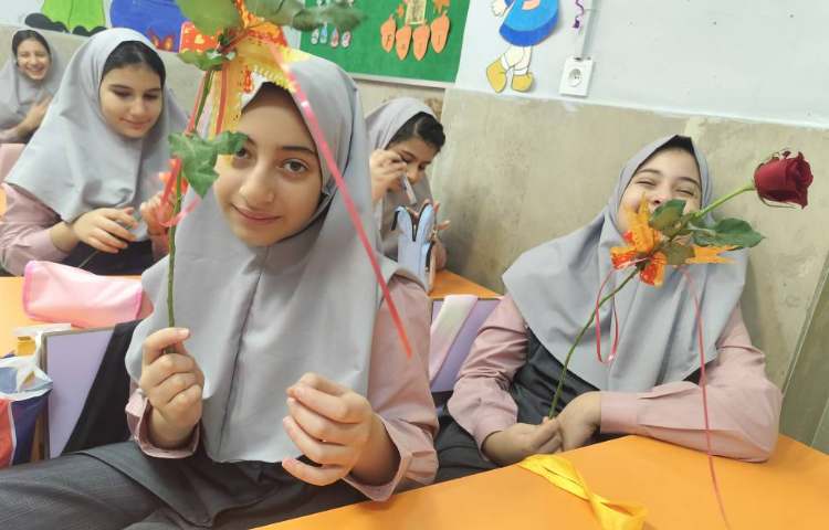 بوی ماه مهر 63