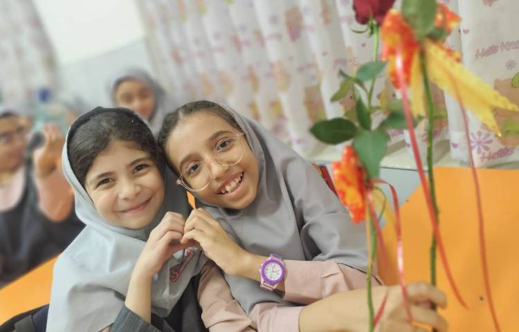 بوی ماه مهر 84