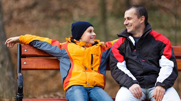 بی میلی نوجوانان به مهمانی و مسافرت رفتن با والدین