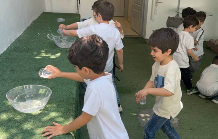 تابستانه:مسابقه آب‌بازی به صورت گروهی 1