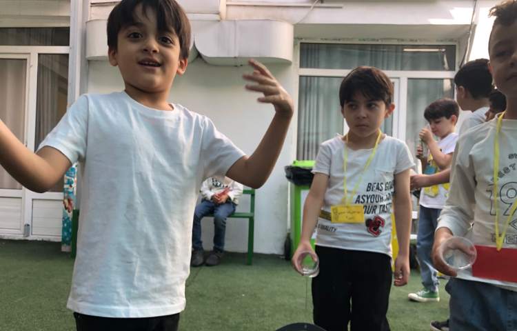 تابستانه - مسابقه آب بازی 1