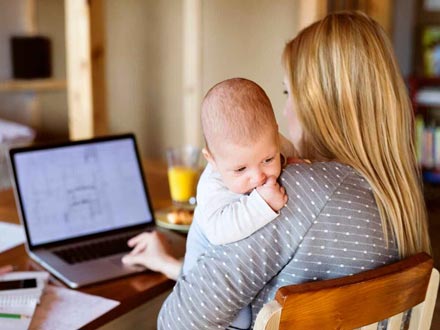 تاثیر اشتغال مادر بر تربیت کودکان