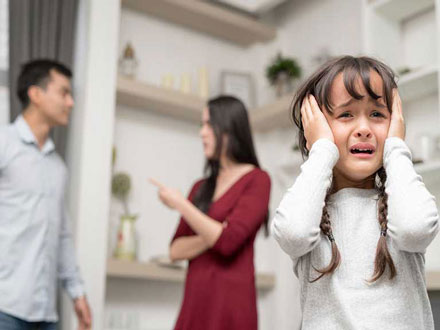 تاثیر بدرفتاری والدین بر عزت نفس کودکان