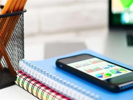 تاثیر تلفن همراه بر افت تحصیلی دانش‌آموزان