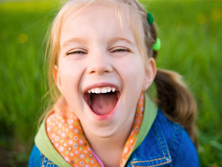 تاثیر خنده بر سلامت نوجوانان