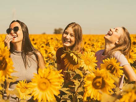 تاثیر خنده بر سلامت نوجوانان