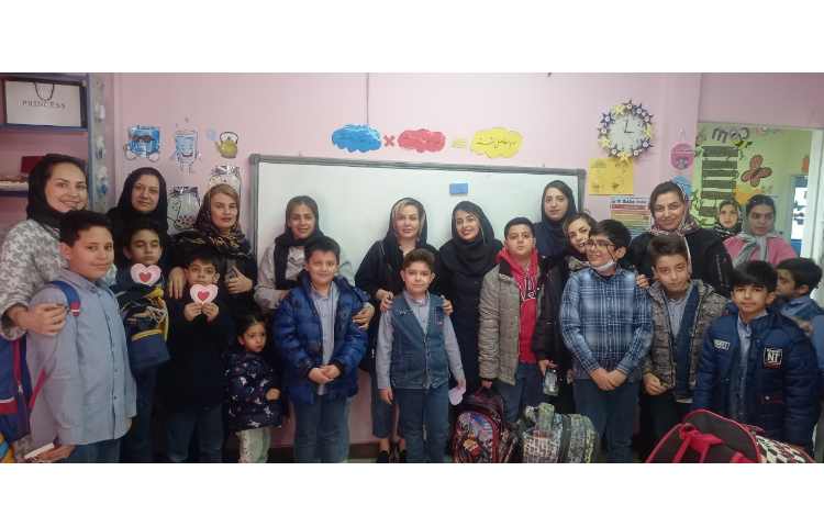 تبریک روز مادر به مادرهای عزیز کلاس دوم و سوم 2