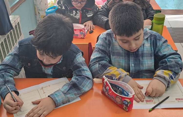 تبریک روز پدر دانش آموزان پایه سوم دبستان به زبان انگلیسی 3