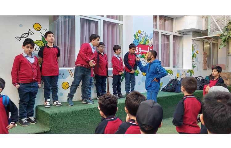 تبلیغات انتخاباتی دانش آموزان در صبحگاه 4