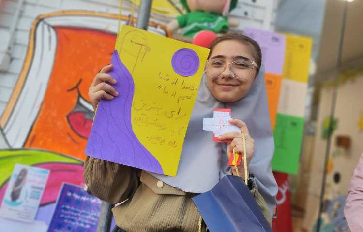 تبلیغات کاندیدای شورای دانش آموزی و Hs 17