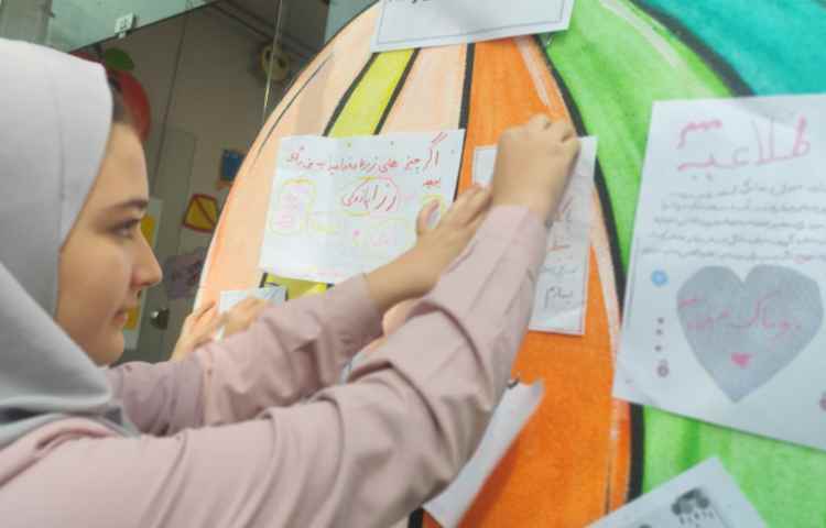 تبلیغات کاندیدای شورای دانش آموزی و Hs 40