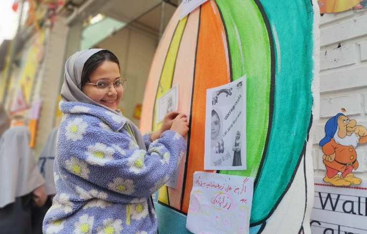 تبلیغات کاندیدای شورای دانش آموزی و Hs