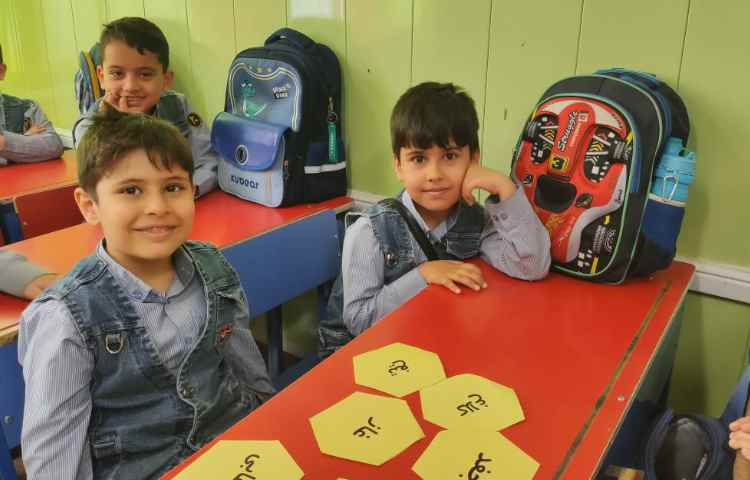 تثبیت کلمات با بازی حافظه ی دیداری 2