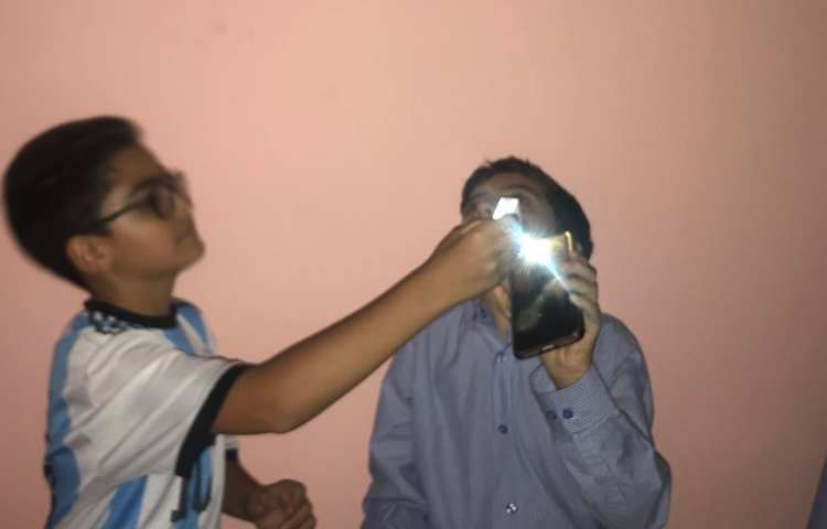 تجزیه نور به کمک منشور 2