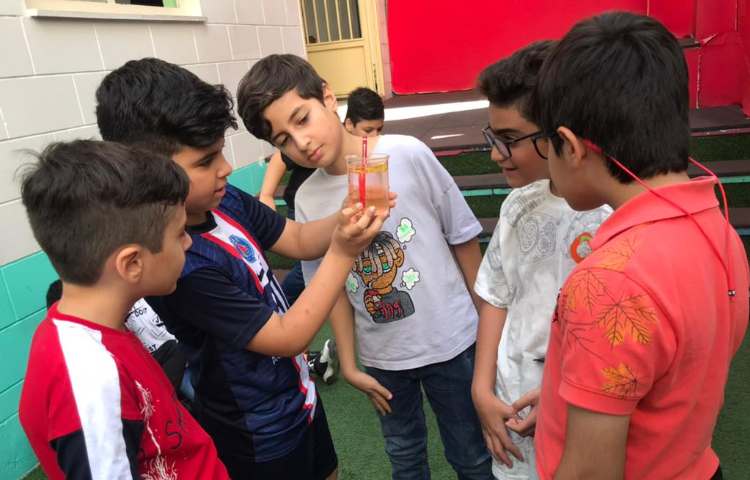 تجزیه نور به کمک منشور 5