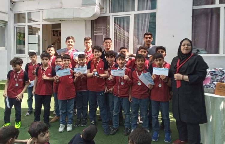 تجلیل از برگزیدگان مسابقات علمی فرهنگی هنری و ورزشی 3