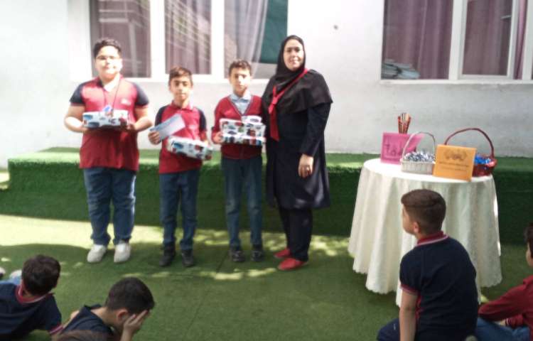 تجلیل از برگزیدگان مسابقات علمی فرهنگی هنری و ورزشی 5