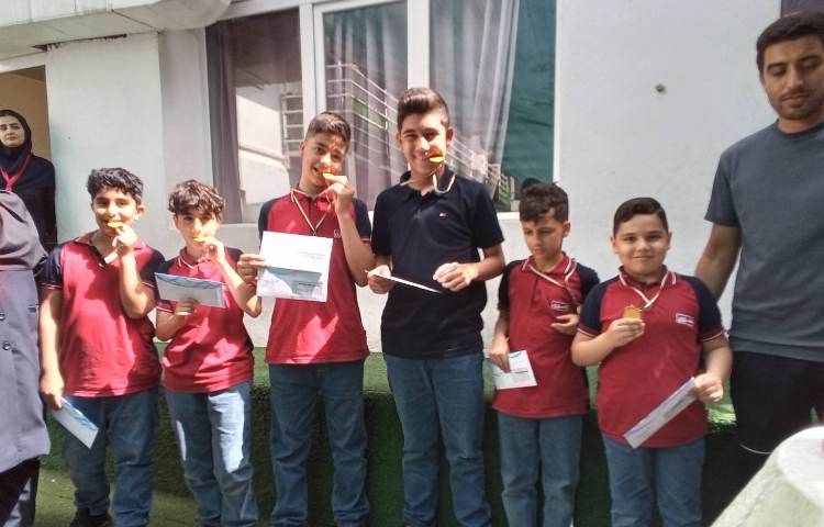 تجلیل از برگزیدگان مسابقات علمی فرهنگی هنری و ورزشی 6