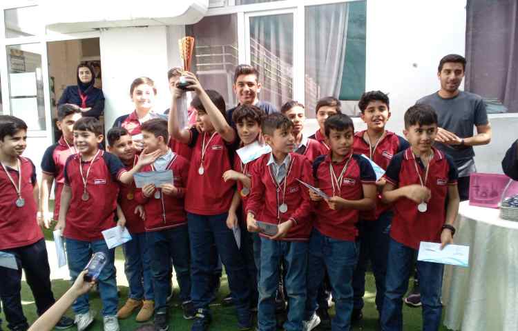 تجلیل از برگزیدگان مسابقات علمی فرهنگی هنری و ورزشی 9