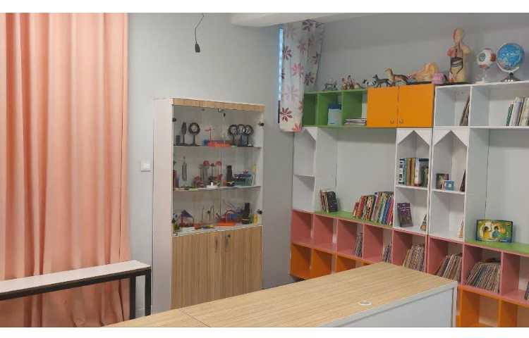 تجهیز کتابخانه، سایت و آزمایشگاه مدرسه 4