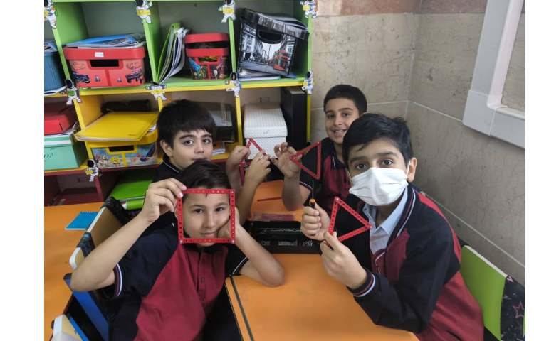 تحویل پک های رباتیک و معرفی قطعات و ساخت اشکال هندسی