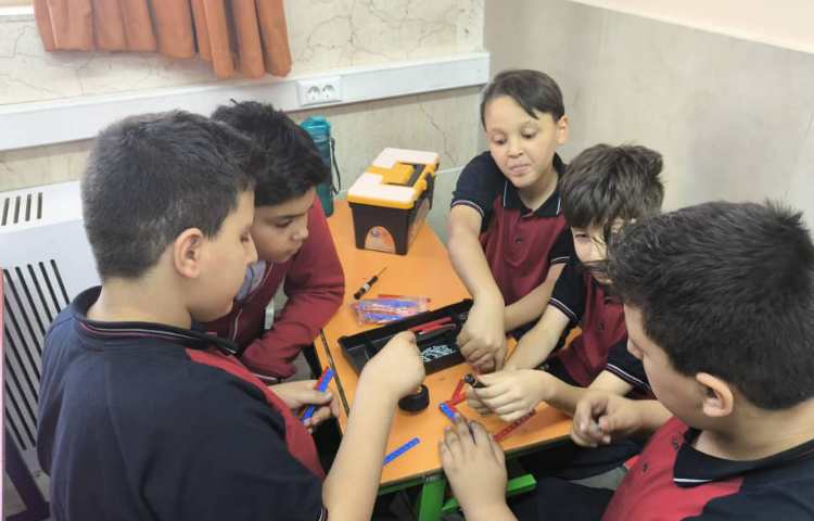 تحویل پک ها و ساخت سازه ی قاب عکس 2