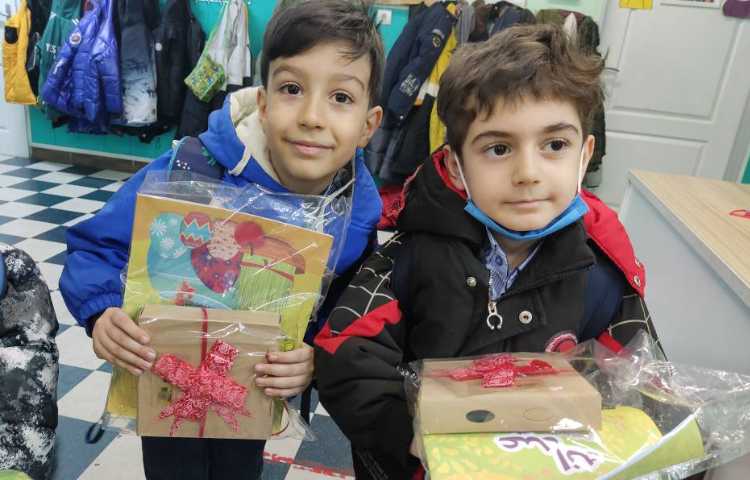 تحویل پک هدیه عیدانه 2