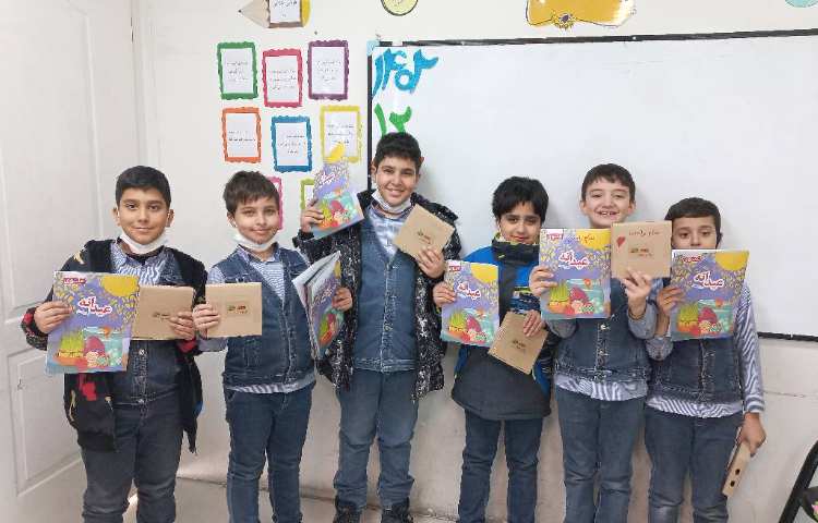 تحویل پیک و هدیه های نوروزی 1