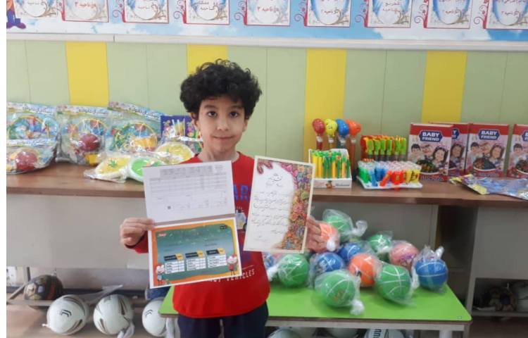 تحویل کارنامه های نوبت اول 4