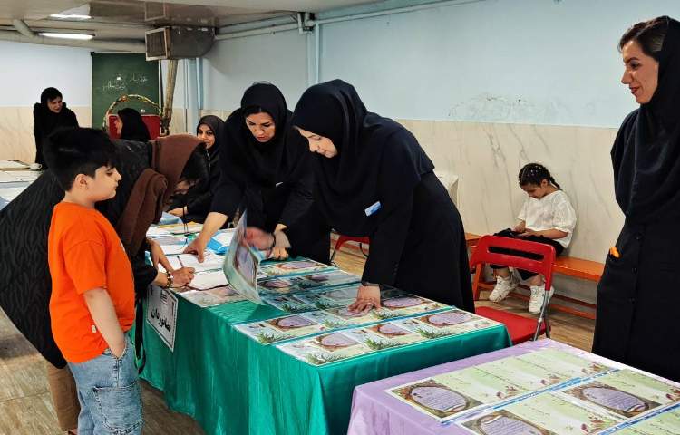 تحویل کارنامه ی نیم سال دوم و جشنواره ی جایزه ها 2