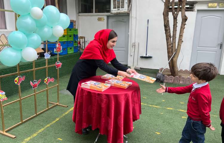 تحویل کتاب‌های ALV Phonics 2 5