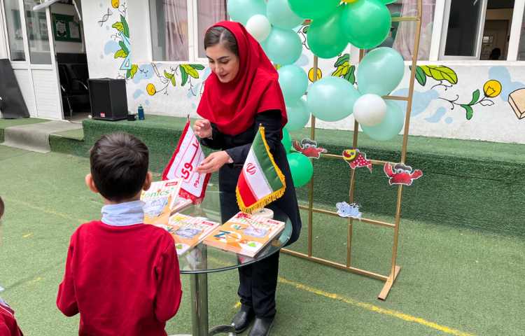 تحویل کتاب‌های ALV Phonics 2 5