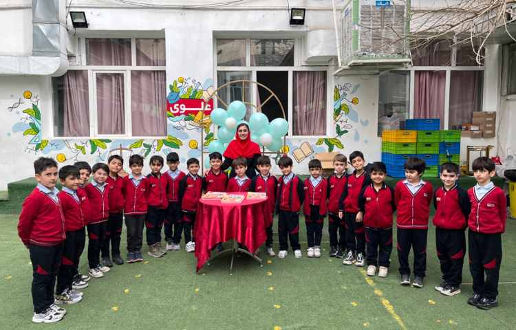 تحویل کتاب‌های ALV Phonics 2 7