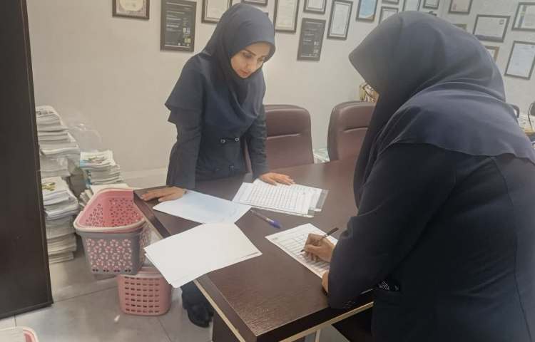 تحویل کتب دانش آموزی 6