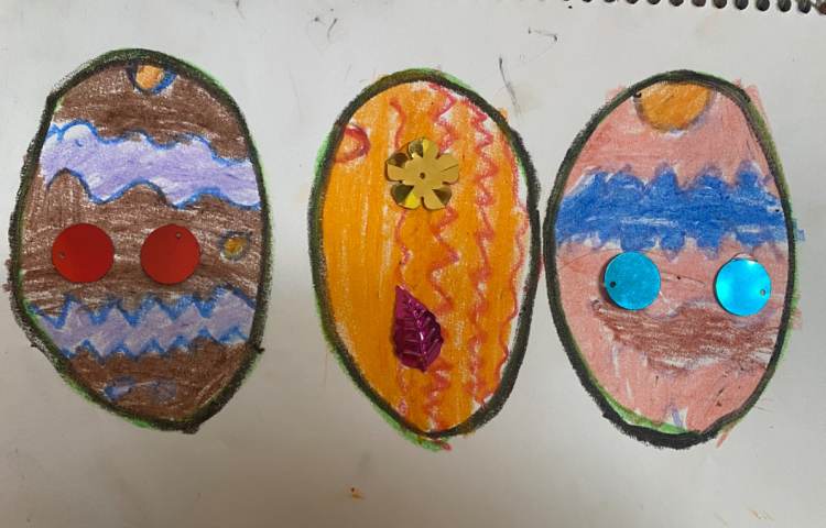 :تخم مرغ رنگی و زیبا نویسی 7