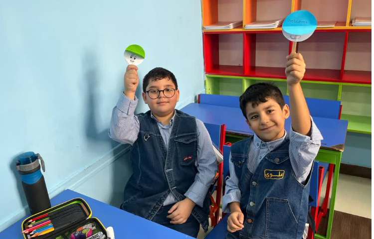 تدریس greetings با کاردستی 3