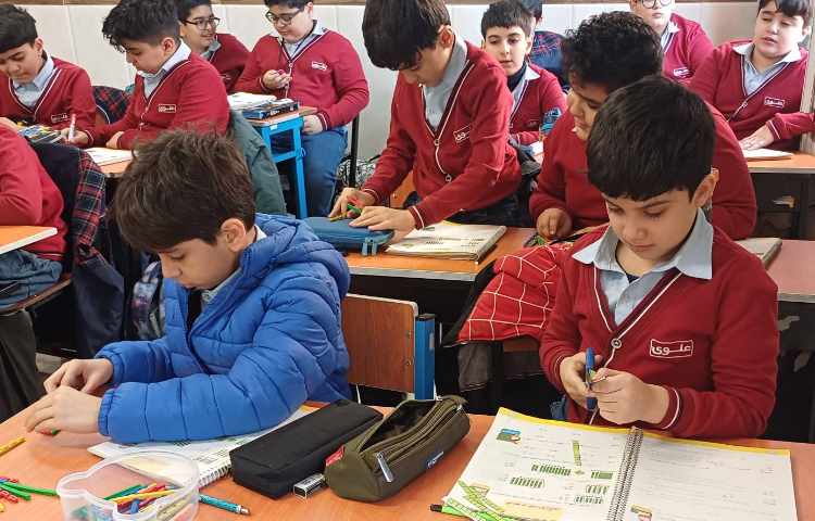 تدریس تقسیم دورقم بر دورقم 3