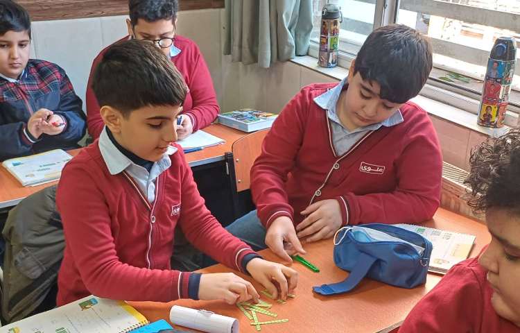 تدریس تقسیم دورقم بر دورقم 5