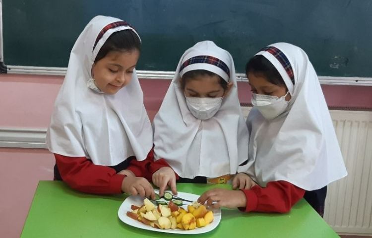 تدریس درس علوم 3